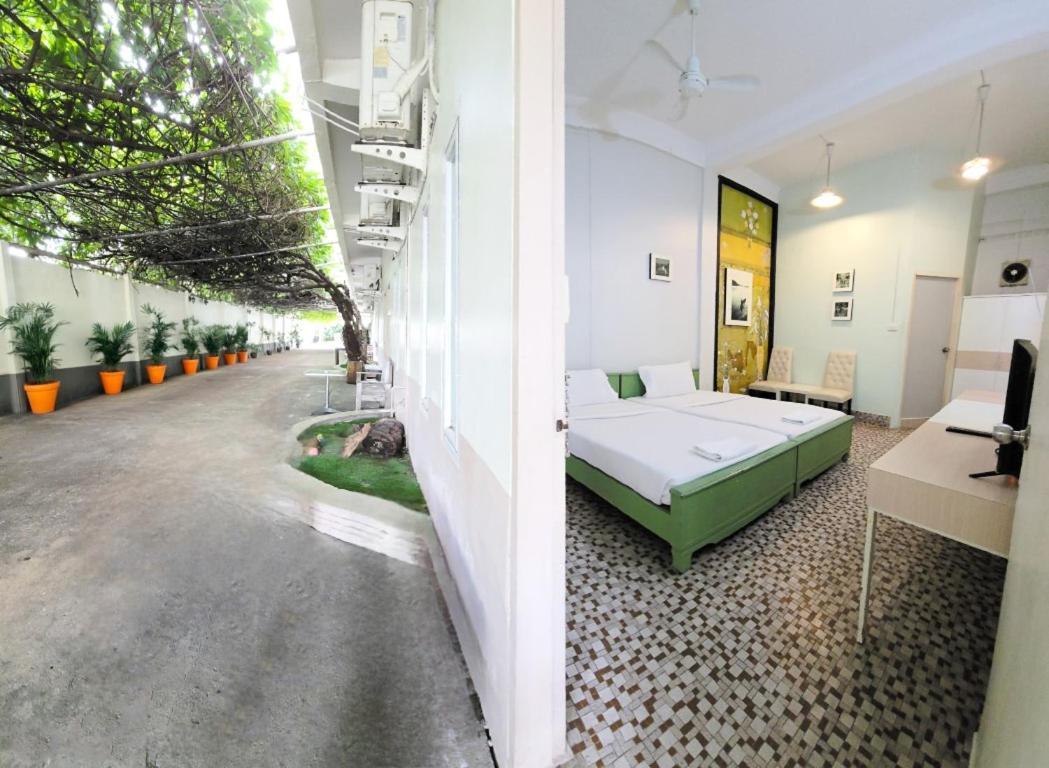 Rajata Hotel Μπανγκόκ Εξωτερικό φωτογραφία